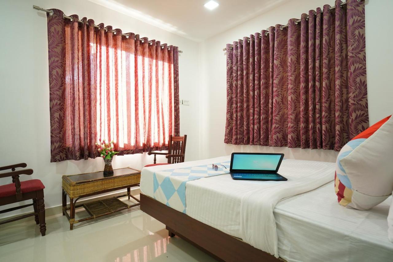 Oyo 77946 Skylark- Hygiene Ensured Hotel Munnar Kültér fotó