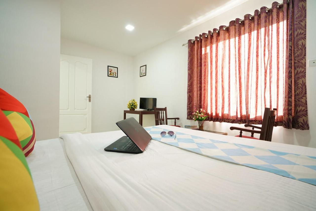 Oyo 77946 Skylark- Hygiene Ensured Hotel Munnar Kültér fotó