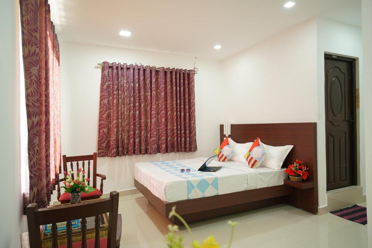 Oyo 77946 Skylark- Hygiene Ensured Hotel Munnar Kültér fotó